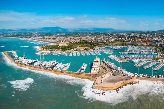 Antibes superyacht Marina