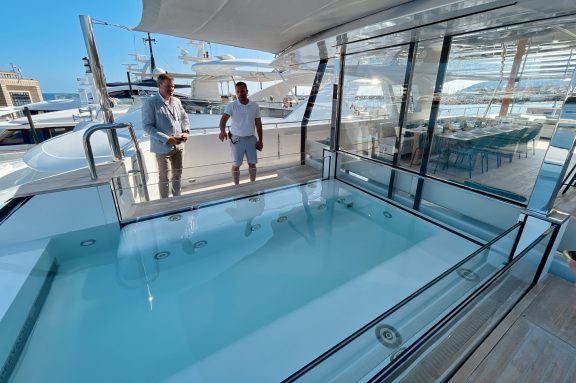 EMOCEAN yacht 3.5 metre sundeck infinity pool, South of France charter