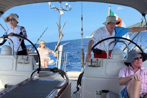 Review img # 3 of the yacht ELVIS MAGIC