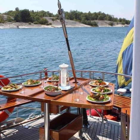 Food onboard ICHIBAN # 7