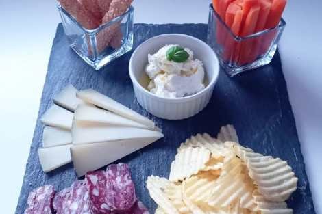 Review img # 22 of the yacht LISA OF THE SEAS