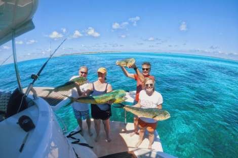 Review img # 115 of the yacht MUCHO GUSTO