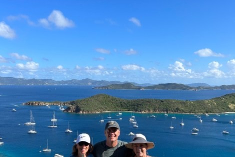 Review img # 42 of the yacht MUCHO GUSTO