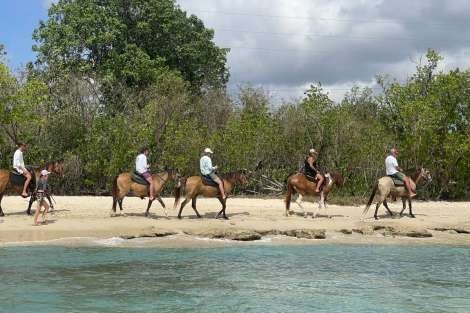 Review img # 82 of the yacht RAPSCALLION