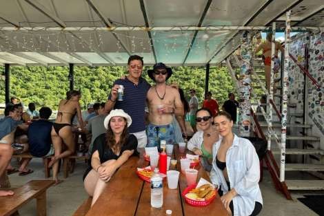 Review img # 75 of the yacht RAPSCALLION