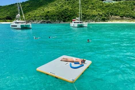 Review img # 39 of the yacht RAPSCALLION