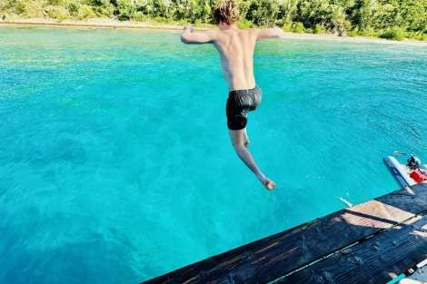 Review img # 41 of the yacht RAPSCALLION