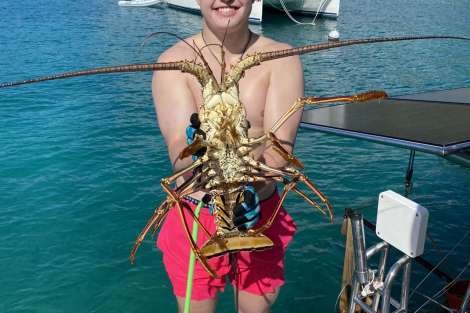 Review img # 31 of the yacht WHISKEY BUSINESS