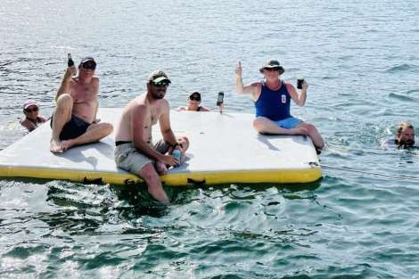 Review img # 18 of the yacht WHISKEY BUSINESS